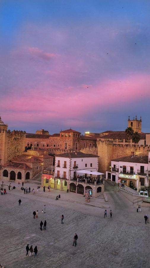 Hostal Martes Cáceres Plaza Mayor - Tercer piso SIN ascensor Esterno foto